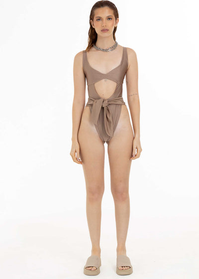 ENTERIZO NUDE COCOA